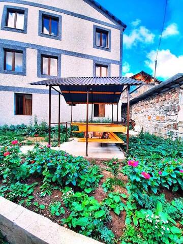 Фото номера Семейный номер Лоджи Cottage Tsaghkadzor г. Цахкадзор 11