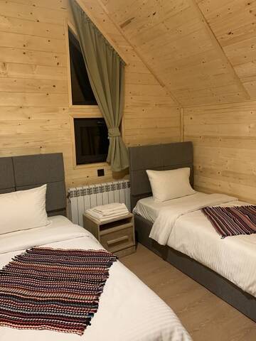 Фото номера Шале с двумя спальнями Шале Eco Chalet Tsaghkadzor г. Цахкадзор 6