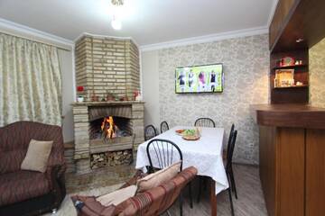 Фото номера Дом с 3 спальнями Дома для отпуска DREAM HOUSE with FIREPLACE г. Цахкадзор 32
