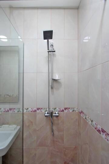 Фото номера Двухместный номер Делюкс с 1 кроватью Отель Elis Hotel in Tsaghkadzor г. Цахкадзор 18
