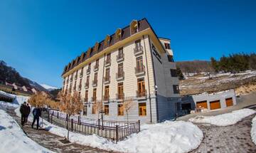 Фотографии Отель Elegant Hotel & Resort г. Цахкадзор (Армения) №5 Фото Отель Elegant Hotel & Resort г. Цахкадзор 5