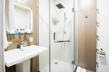 Фото номера Стандартный двухместный номер с 2 отдельными кроватями Отель Elegant Hotel &amp; Resort г. Цахкадзор 14