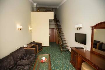 Фото номера Двухуровневый полулюкс Отель Hotel Russia г. Цахкадзор 5