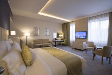 Фото номера Семейный люкс Отель Ararat Resort Tsaghkadzor г. Цахкадзор 2