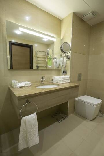 Фото номера Семейный люкс Отель Ararat Resort Tsaghkadzor г. Цахкадзор 3