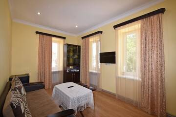 Фото номера Двухместный номер с 1 кроватью Гостевой дом Guest House Arsan г. Цахкадзор 10