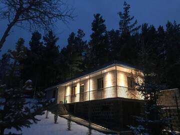 Фото номера Дом с 2 спальнями Дома для отпуска Cottage Green Garden г. Цахкадзор 65