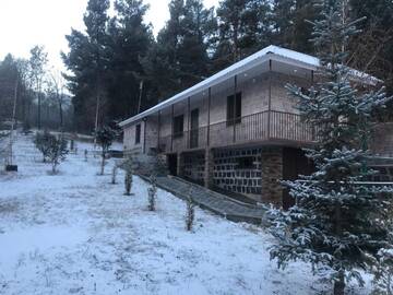 Фото номера Дом с 2 спальнями Дома для отпуска Cottage Green Garden г. Цахкадзор 63